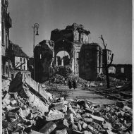 warszawa-is-pan-0000185404-fot-l-sempolinski-1945-copy