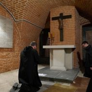 2016-08-16--21-09-28